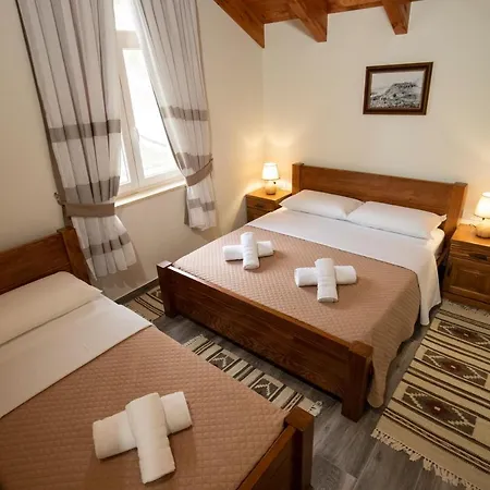 Casa de hóspedes Xhuli 3*