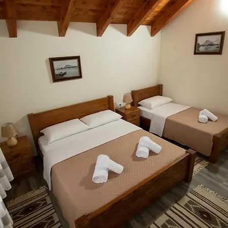 Xhuli * Shkodër