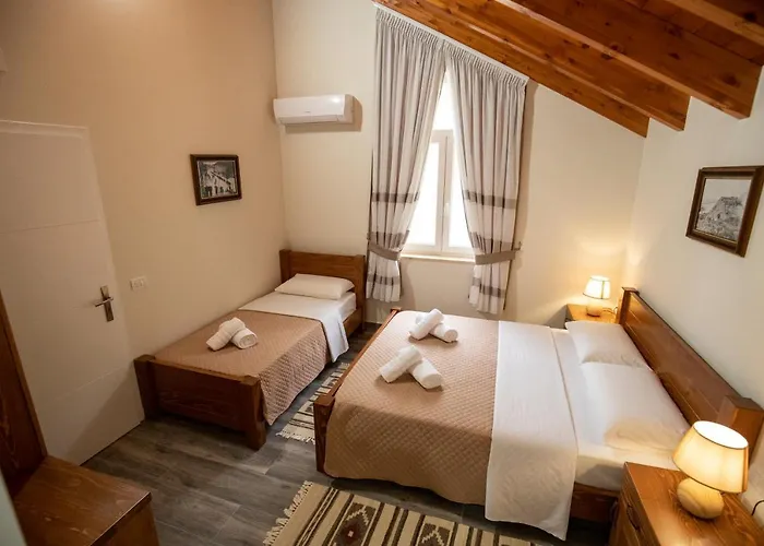 Xhuli Guest house Shkoder